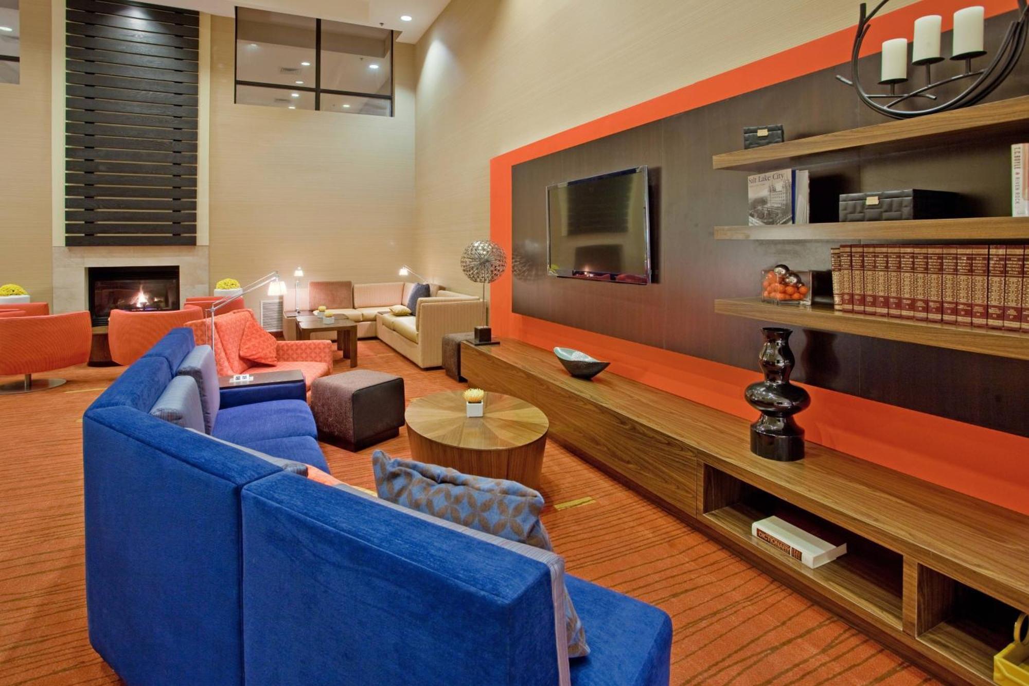 Courtyard Salt Lake City Airport מראה חיצוני תמונה