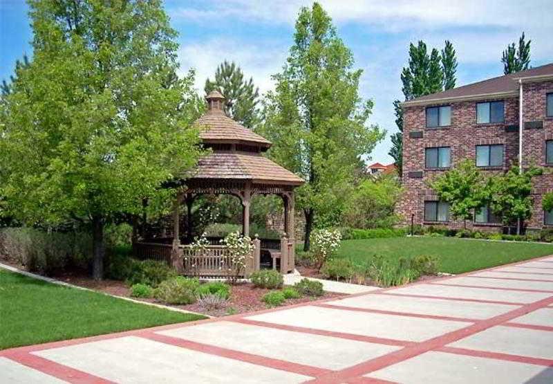 Courtyard Salt Lake City Airport מראה חיצוני תמונה
